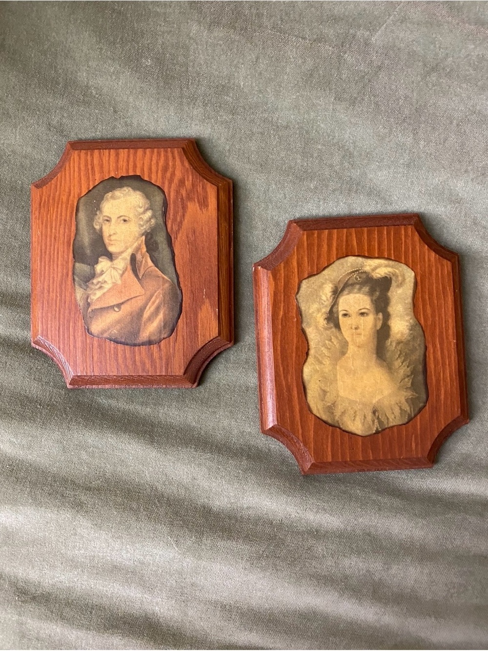 Molded Classic Wood Framed Vintage Portrait Plaques stamped X45 FP  OSP